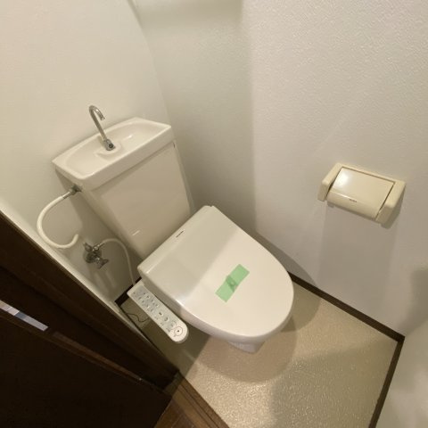 シティハイムまつみやのトイレ|ゆったりとした空間のトイレです