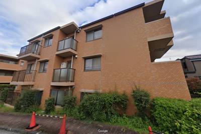 【外観】 | ファミールガーデン横浜・小机3番館 | 総戸数122戸、2001年2月築、管理人は日勤勤務につき管理体制良好です♪