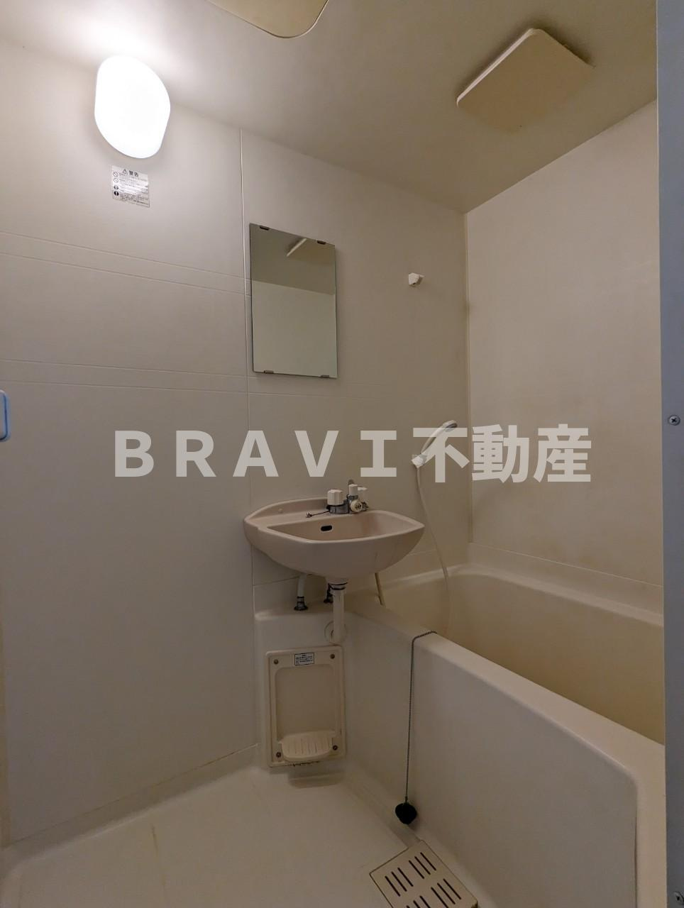 プリヴェ1号館 BRAVI不動産の浴室