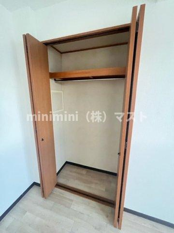 大阪市西成区天下茶屋１丁目の賃貸マンションの収納