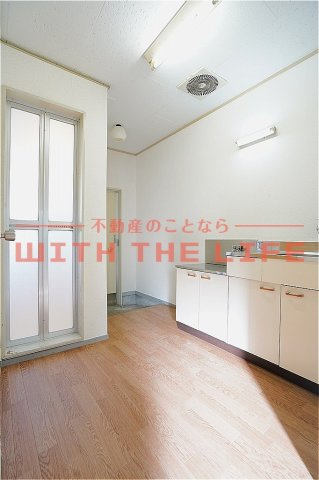 コーポ森永【キャッシュバック対象物件】の居間・リビング