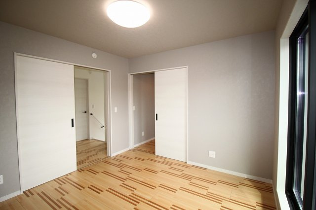 百石町　中古戸建（未入居物件）　2号地（全5棟）の洋室|2Ｆ　南西の部屋　6.41帖