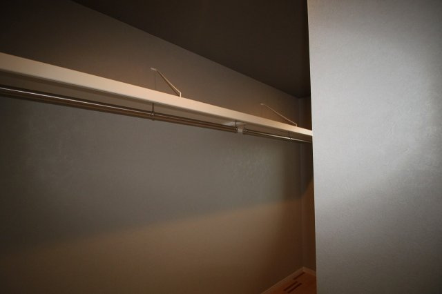 百石町　中古戸建（未入居物件）　2号地（全5棟）の収納|3.5帖　2Ｆ　南西の部屋　6.41帖