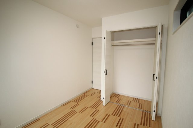 百石町　中古戸建（未入居物件）　2号地（全5棟）の収納|2Ｆ　北西の部屋　5.32帖