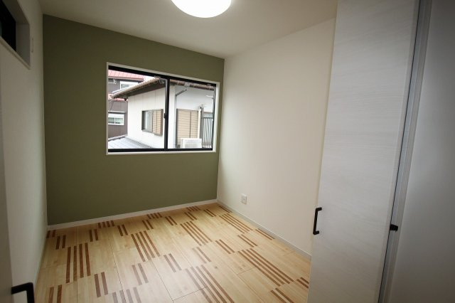 百石町　中古戸建（未入居物件）　2号地（全5棟）の洋室|2Ｆ　北西の部屋　5.32帖