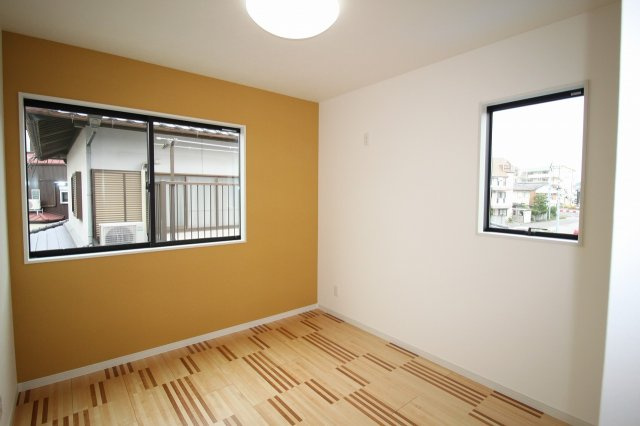 百石町　中古戸建（未入居物件）　2号地（全5棟）の洋室|2Ｆ　北東の部屋　6.0帖