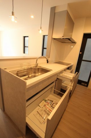 百石町　3号地　新築戸建のキッチン|収納