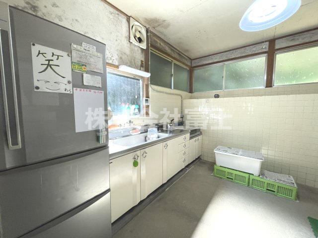 七山池原売家のキッチン