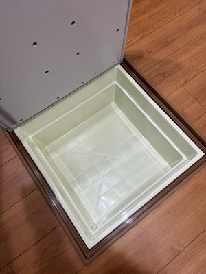 【収納】 | カグラA棟 | キッチンにある床下収納です！食品・日用品の保存に便利ですよね☆調味料などの買い置きにもぴったり♪