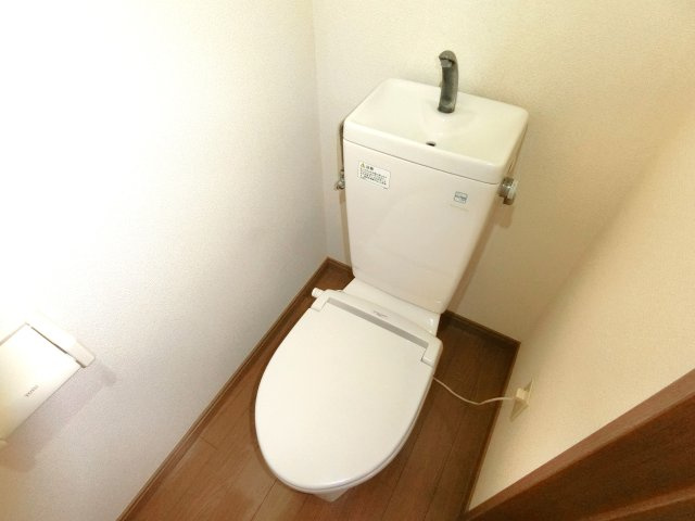 剣英館Ⅱのトイレ