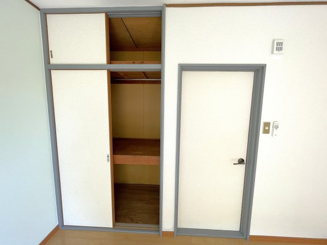 ワイエムハイツ2号棟の収納