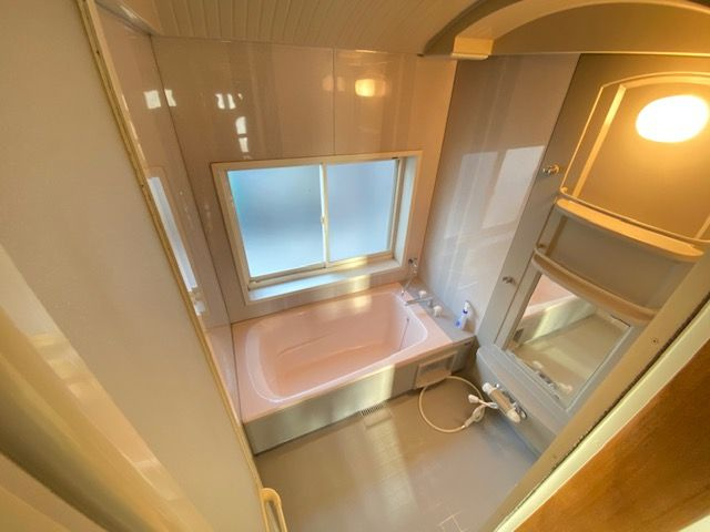 大川市中八院　中古住宅の浴室