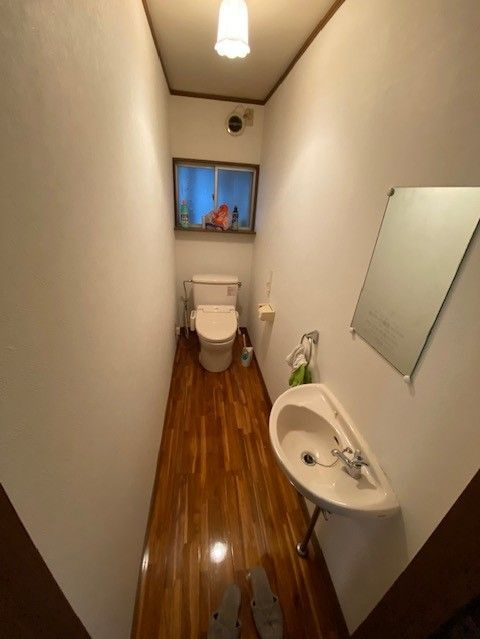 大川市中八院　中古住宅のトイレ