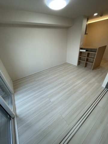 アテリア弐番館の居間・リビング