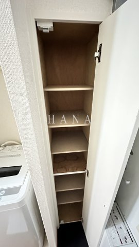 レオパレスバロンⅠの玄関