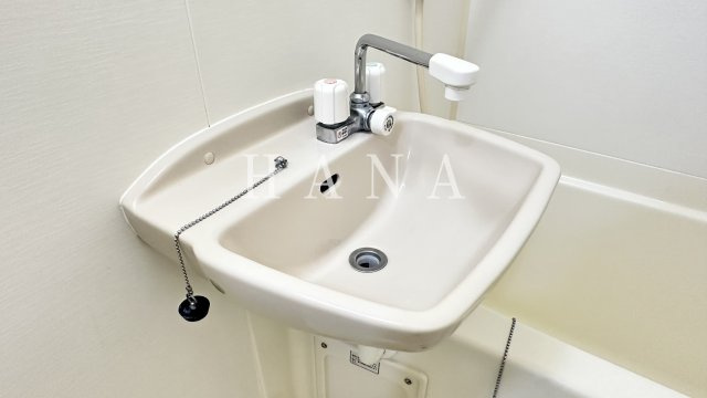 レオパレスバロンⅠの洗面所