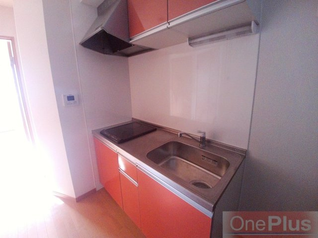 アレス六甲のキッチン|コンパクトなキッチンで掃除もラクラク