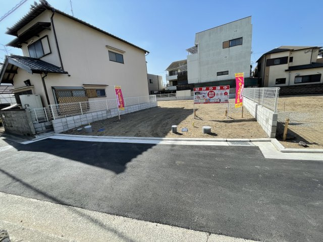 【前面道路含む現地写真】の画像