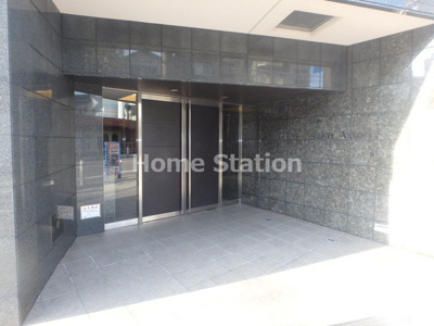 【エントランス】 | スワンズ大阪アクシオン