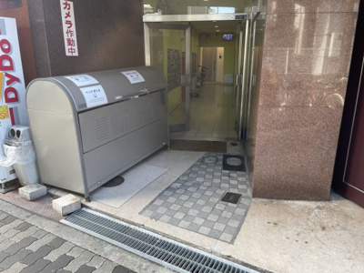 【エントランス】 | サブライムユース