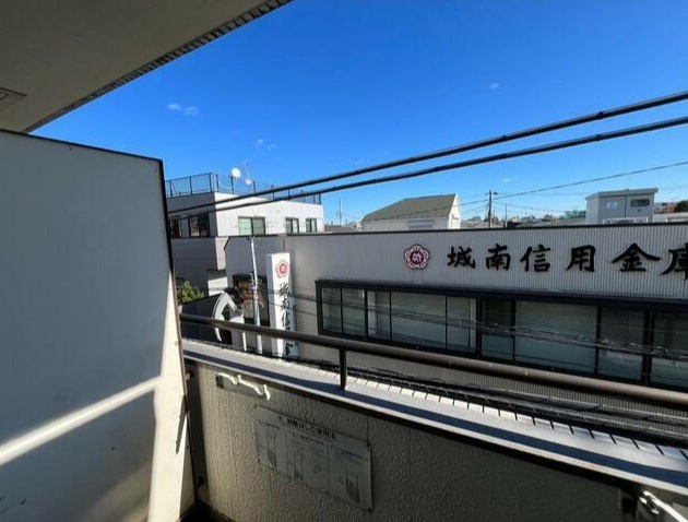 【バルコニー】