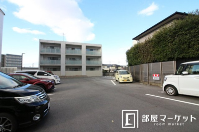 【駐車場】 | イニシアＭ