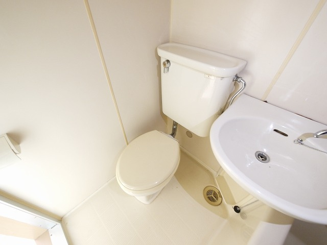 リマコーポのトイレ|落ち着いたトイレです