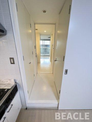【内装】 | シュワルベ | 中はこのようになっています