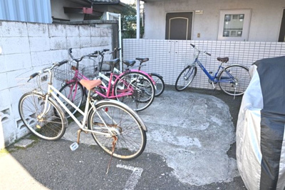 【その他共用部分】 | メゾン・ド・エクスペール　13386 | 敷地内に自転車置き場があります(^^)/