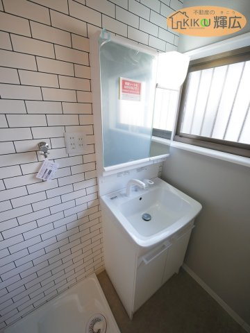 【独立洗面台】 | 加古郡稲美町国岡　中古戸建