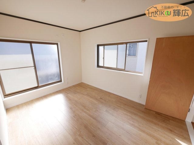 【洋室】 | 加古郡稲美町国岡　中古戸建 | リフォーム済み内容（キッチン・トイレ・ユニットバス・洗面化粧台交換、クロス張替、建具調整、ハウスクリーニング）