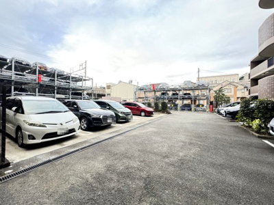 【駐車場】 | ライオンズガーデン綱島 | 駐車場です。