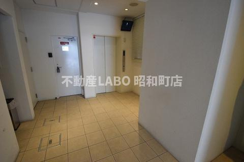 JPレジデンス大阪上町台のエントランス