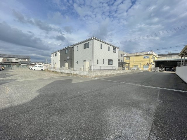 キリンモータープールの駐車場