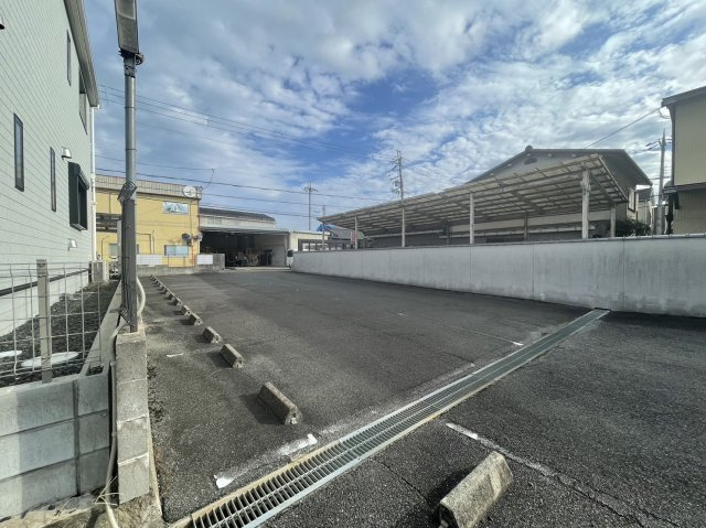 キリンモータープールの駐車場