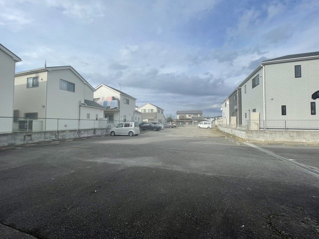 キリンモータープールの駐車場