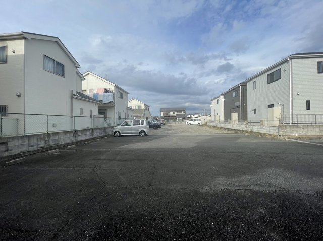 キリンモータープールの駐車場