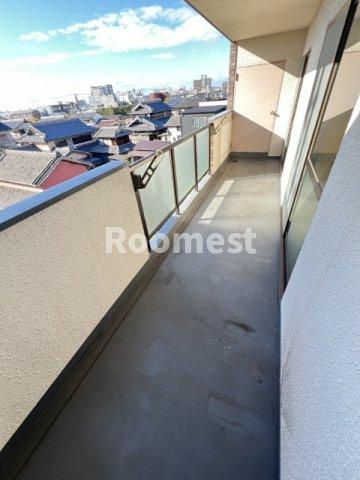 アルファアネックスのバルコニー|広々としたバルコニーです