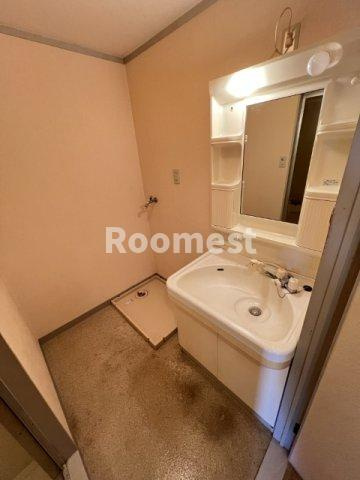 アルファアネックスの洗面所|ゆったりとスペースのある洗面所