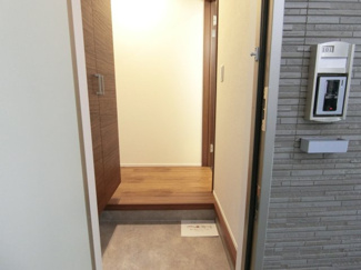 【玄関】