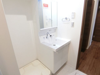 【洗面所】