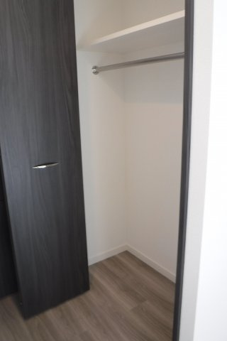 アルコバレーノ武蔵小杉の収納|反転タイプのお部屋の参考写真です。