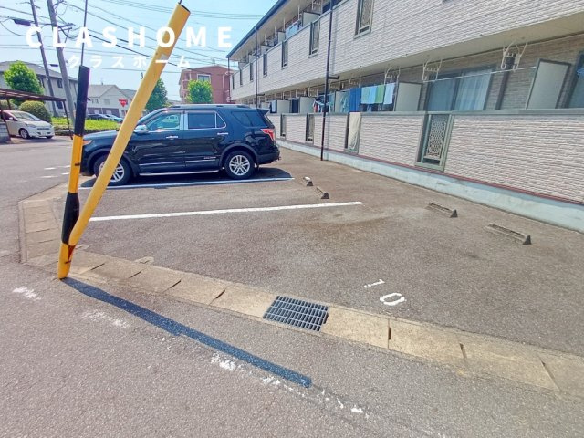 プログレス　　刈谷市近郊の賃貸はクラスホーム刈谷店の駐車場