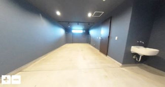 【駐車場】 | シャッター付きガレージ