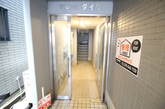 【エントランス】