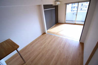 【居間・リビング】 | シーズン神戸