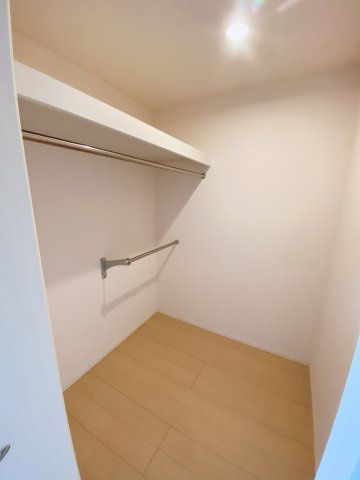 シャルム B棟の収納