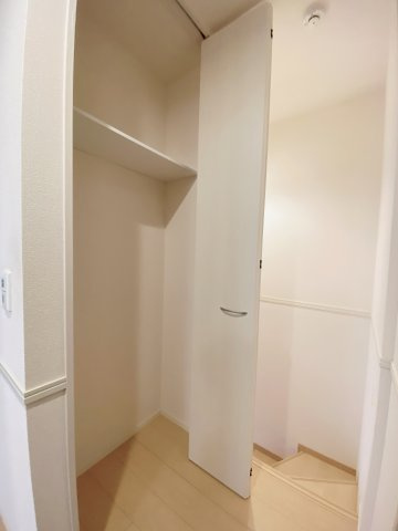 シャルム B棟の収納