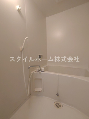 【浴室】 | シャルマンドミール | 別部屋写真です。