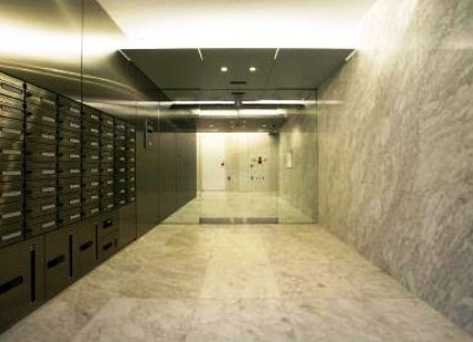 イプセ四谷三丁目のエントランス|※別棟参考写真